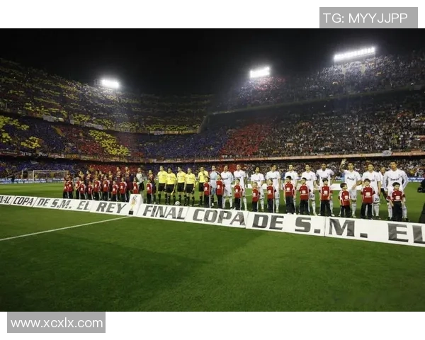 2003年皇马与巴萨经典对决回顾球迷心中的永恒经典之战 2003年皇马与巴萨经典对决回顾球迷心中的永恒经典之战