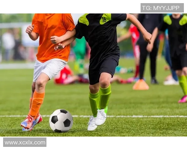 尚州与江原FC激战正酣谁能在这场较量中笑到最后 尚州与江原FC激战正酣谁能在这场较量中笑到最后